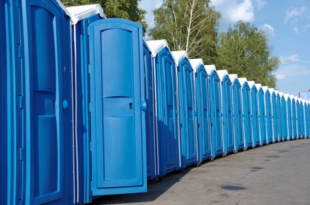 Portable Toilet Options We Offer in Redwater, TX